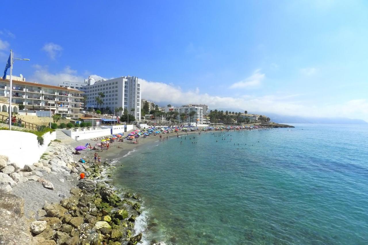 R1372 Toboso 2 Apartment Nerja Luaran gambar